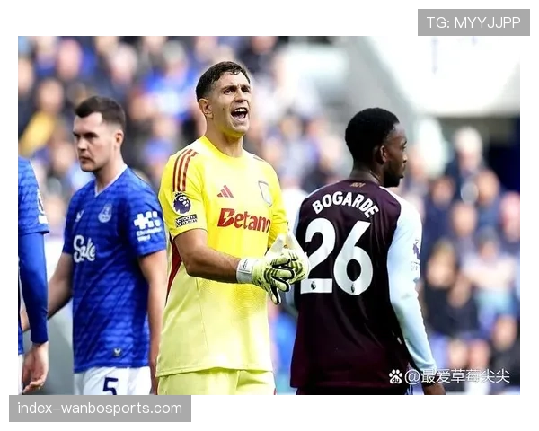 维拉前锋桑乔与中场卡马拉伤缺 进攻组织受影响 维拉前锋桑乔与中场卡马拉伤缺 进攻组织受影响